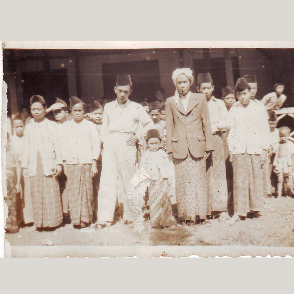 Foto Keluarga KH. Abd. Hanan